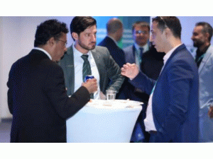 ���ĿƼ��y�ֿ͑�(h��)���ٵ�̼�l(f��)չ