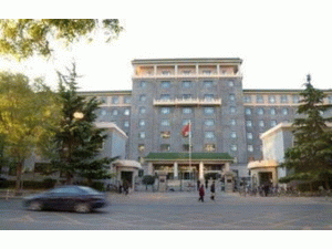 ���Ұl(f��)��ί�����ڶ����Gɫ��̼���M���g(sh��)ʾ���Ŀ���