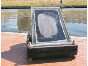 Ư��̫�(y��ng)���b��ͬ�r(sh��)�a(ch��n)���坍ˮ�͚�